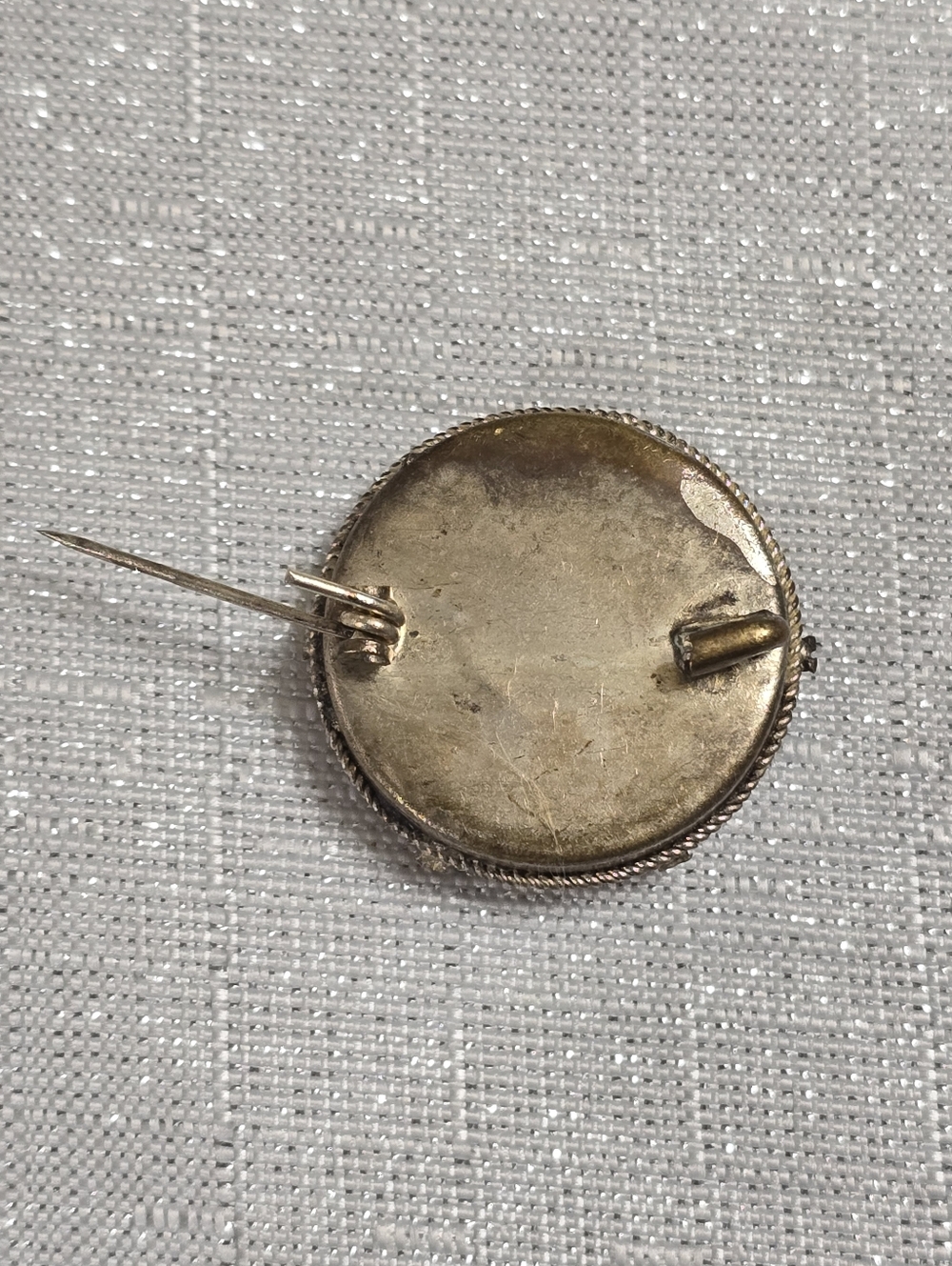Vintage Floral Micro Mosaic Round Brooch - Picture 5 of 7